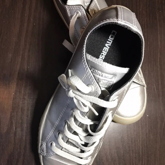 Converse - Picture 3 of 3